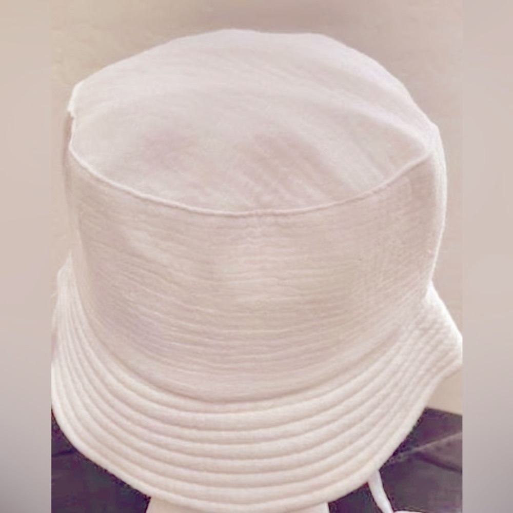 NWOT Nordstrom BP White Bucket Hat - Picture 5 of 6